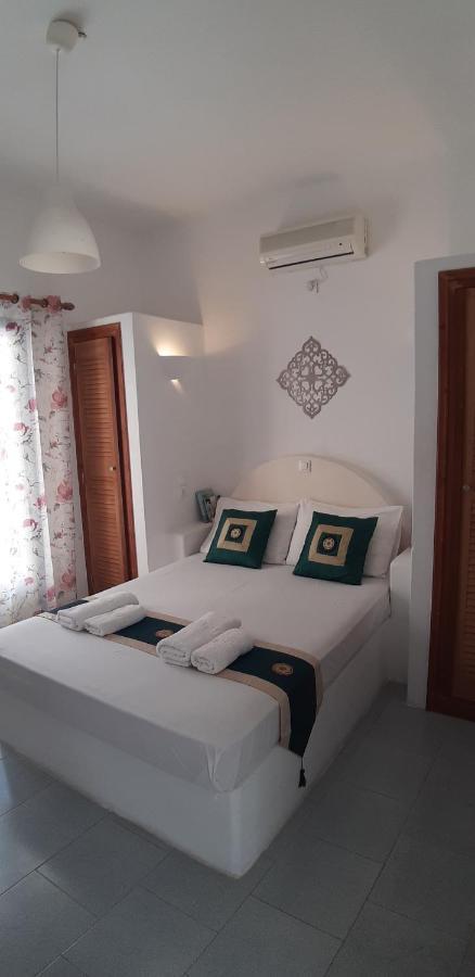 Villa Spyros Santorini เปริสซา ภายนอก รูปภาพ