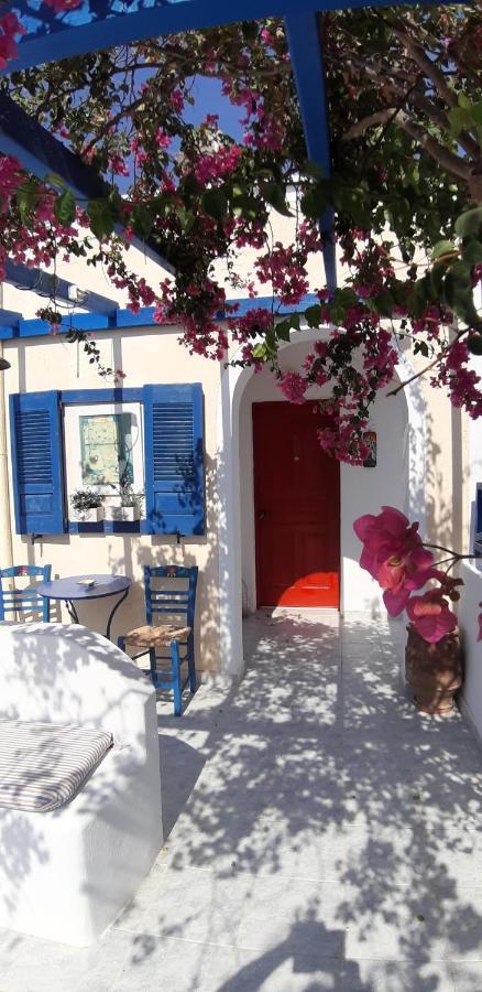 Villa Spyros Santorini เปริสซา ภายนอก รูปภาพ